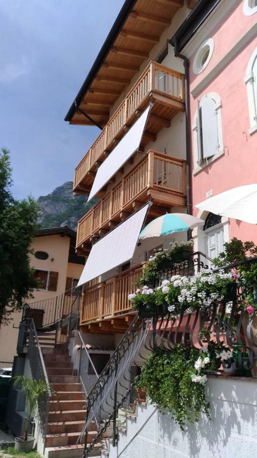 Antica Casa Alboletta Apartman Riva del Garda Kültér fotó