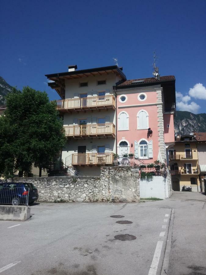Antica Casa Alboletta Apartman Riva del Garda Kültér fotó